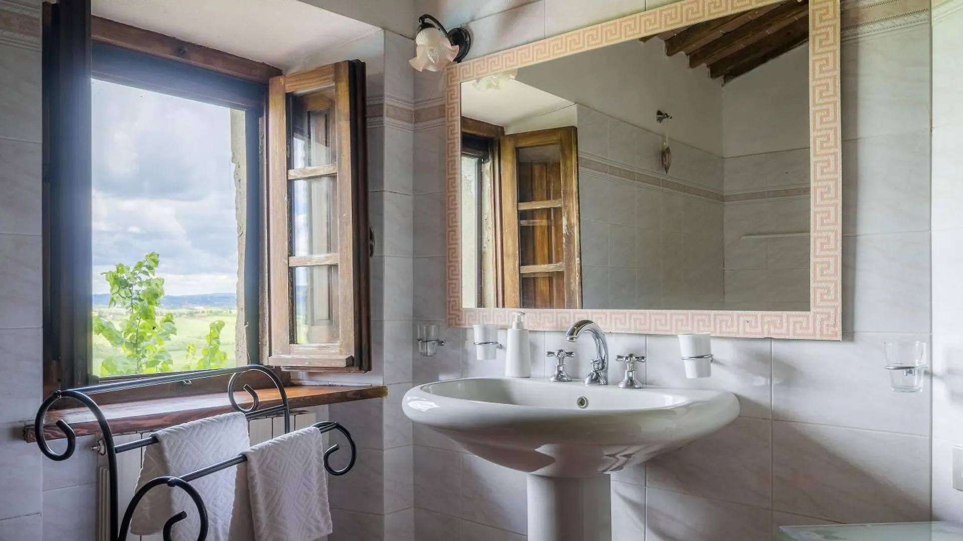 La Palazzina, Ville Di Corsano, Home And Pool Monteroni dʼArbia 0*,  Italien